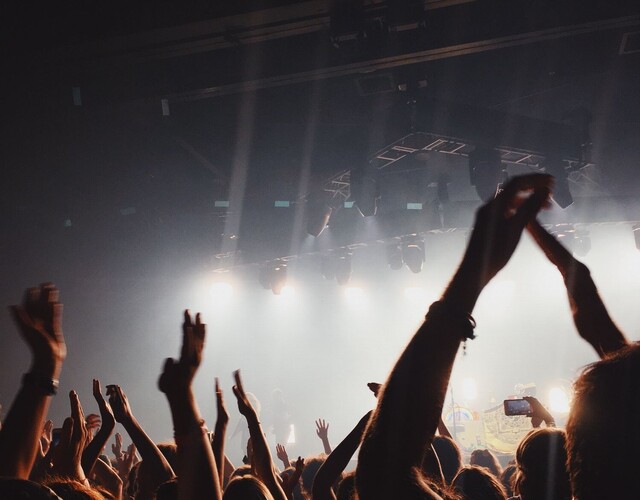 Party avec le groupe Why Not!
